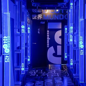 Auberge de jeunesse Esports E-zone 電脳空間 Ōsaka